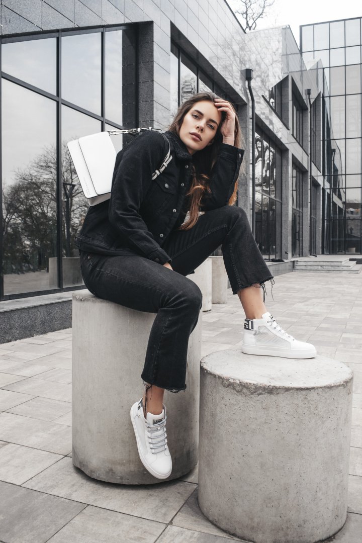 кроссовки 2020