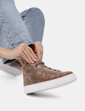 Жіночі черевики хайтопи коричневі велюрові із підкладкою з натурального хутра - фото 1 - Miraton