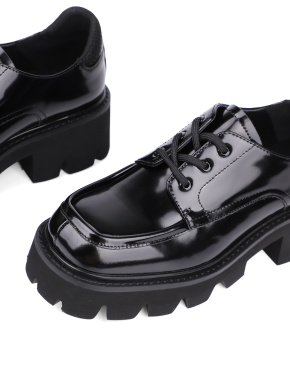 Жіночі туфлі дербі MIRATON з масляної шкіри чорні - фото 5 - Miraton