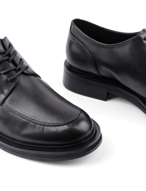 Жіночі туфлі оксфорди чорні шкіряні - фото 5 - Miraton