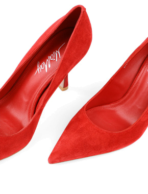 Жіночі туфлі з гострим носком червоні велюрові - фото 5 - Miraton