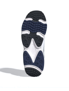 Мужские кроссовки Adidas OZMILLEN MCW70 белые из искусственной кожи - фото 7 - Miraton