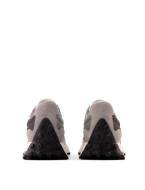 Мужские замшевые серые кроссовки New Balance 327 - фото 6 - Miraton
