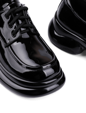 Жіночі туфлі дербі MIRATON лакові чорні жіночі туфлі - фото 5 - Miraton