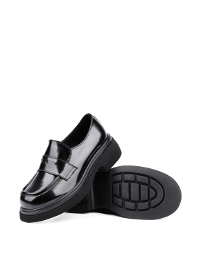 Жіночі туфлі лофери MIRATON лакові чорні - фото 2 - Miraton