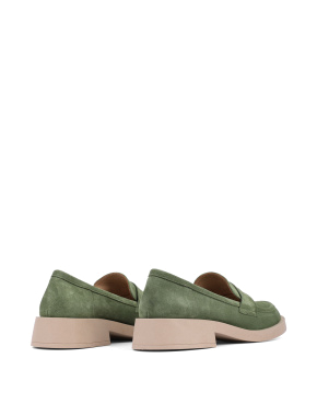 Жіночі туфлі лофери Attizzare замшеві зелені - фото 3 - Miraton