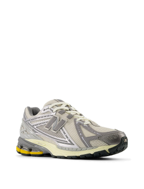 Чоловічі кросівки New Balance 1906 тканинні сірі - фото 5 - Miraton