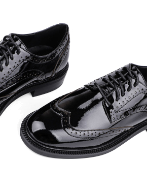 Женские туфли броги черные лаковые - фото 5 - Miraton