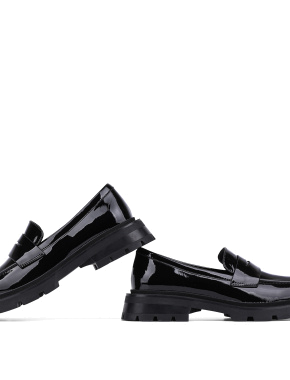 Жіночі туфлі лофери Attizzare чорні з наплаку - фото 2 - Miraton