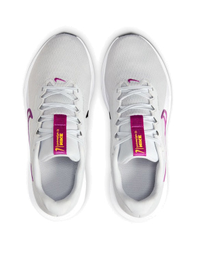 Жіночі кросівки Nike Downshifter 13 тканинні білі - фото 4 - Miraton