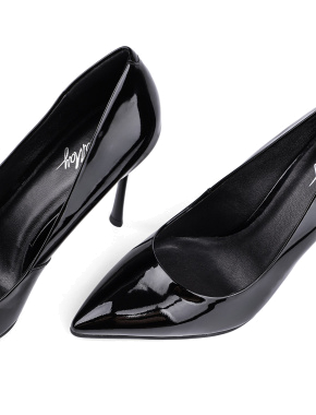 Жіночі туфлі з гострим носком чорні лакові - фото 5 - Miraton