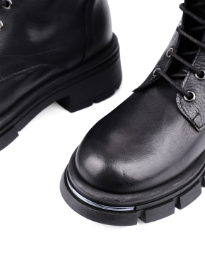 Жіночі черевики берці чорні шкіряні - фото 5 - Miraton