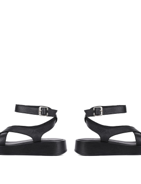 Женские сандалии Attizzare кожаные черные - фото 1 - Miraton
