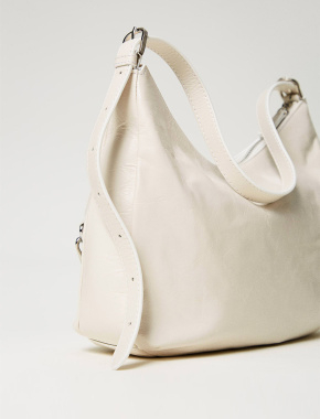 Жіноча сумка хобо TwinSet з екошкіри молочного кольору з логотипом - фото 4 - Miraton