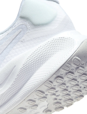Чоловічі кросівки Nike Revolution 7 тканинні білі - фото 8 - Miraton