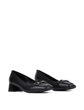 Жіночі туфлі Attizzare шкіряні чорні на розкльошених підборах - фото 3 - Miraton