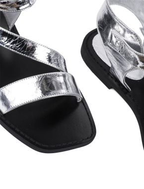 Женские сандалии MIRATON кожаные серебряного цвета с ремешками - фото 5 - Miraton