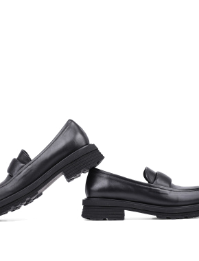 Женские туфли лоферы Attizzare черные кожаные - фото 2 - Miraton