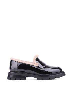 Жіночі туфлі лофери чорні наплакові з підкладкою із натурального хутра - фото 1 - Miraton