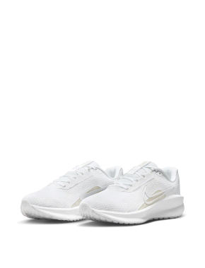 Женские кроссовки Nike W DOWNSHIFTER 13 текстильные белые - фото 3 - Miraton