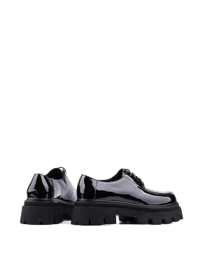 Жіночі туфлі оксфорди чорні наплакові - фото 4 - Miraton