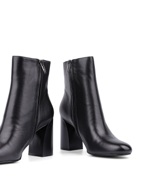 Жіночі черевики чорні шкіряні з підкладкою байка - фото 2 - Miraton