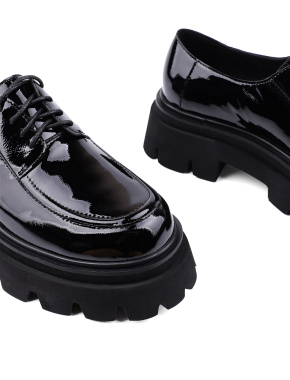 Женские туфли оксфорды черные наплаковые - фото 5 - Miraton