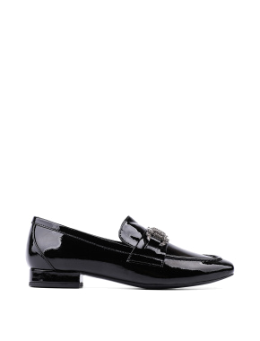 Жіночі туфлі лофери чорні наплакові - фото 1 - Miraton